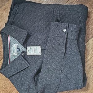 Men's gray quilted snap front shirt.